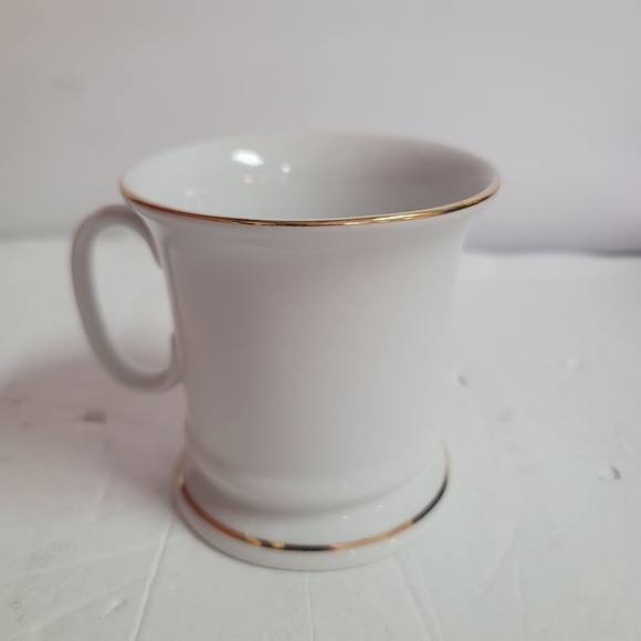 M.J. Hummel Germany Porcelain coffee cup mug white gold rimmed - Picture 4 of 4